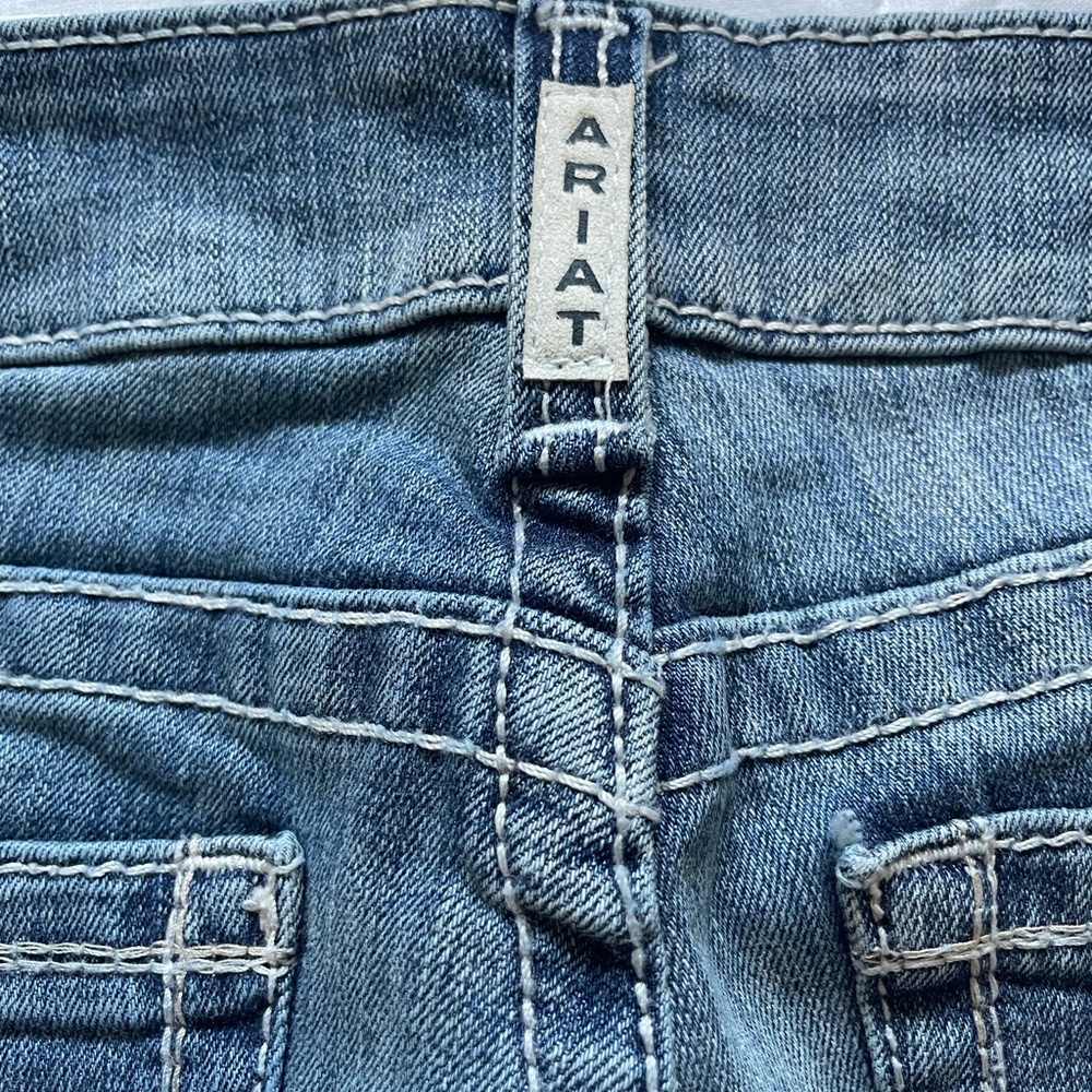Ariat jeans size 30 like new